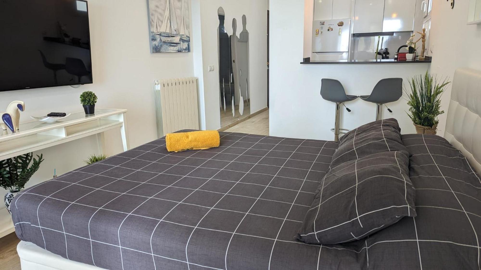 Comfortable Studio In Marbella With Sea Views Екстер'єр фото